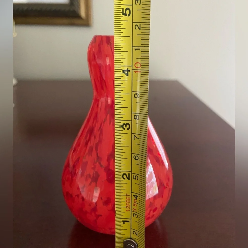 🩷 Vintage Art Glass Confetti Red Glass Flower Bud Vase Mini 4.5”